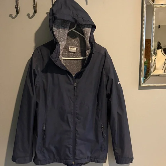 Columbia Hooded Jacket EUC - Picture 5 of 17